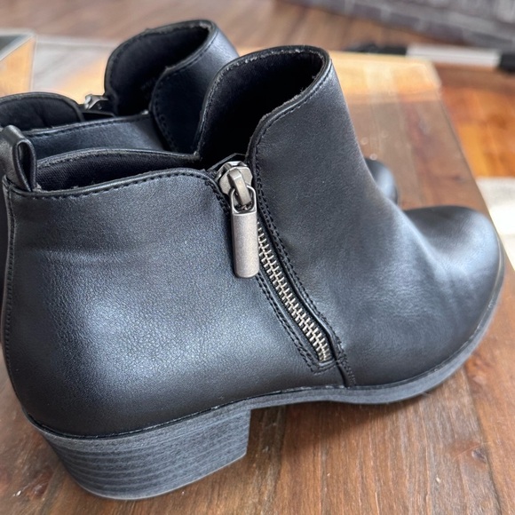 Sonoma Goods For Life® Millo Women's Black Ankle Boots - Picture 10 of 12